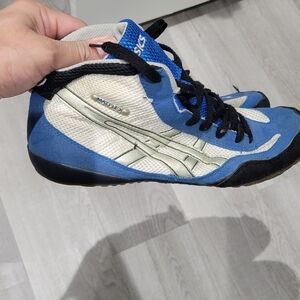Asics Blue and White Wrestling Shoes Size 8